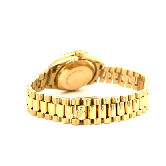 SOLD 18K Yellow Gold Oyster Perpetual Datejust 🖤 - Picture 9 of 11